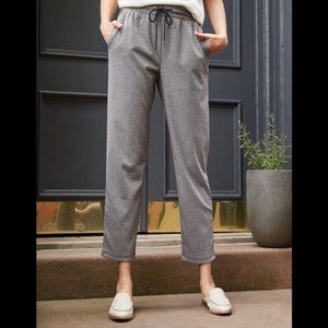A New Day Women's High-Rise Slim Straight Fit Ankle Pull-On Pants Charcoal Gray